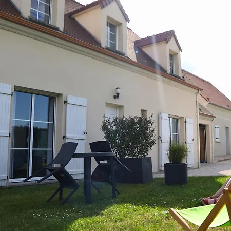 D'hote Chancelier Guerin Bed and breakfast